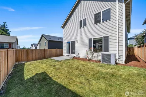 Exterior - 4410 237th Pl SE, Bothell, WA 98021 photo 4 of 7