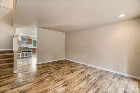 Living - 932 Tipsoo Loop N, Rainier, WA 98576 photo 2 of 8