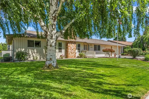 1201 Poe St, Wenatchee, WA 98801
