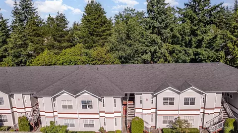 4217 164th St SW #B205, Lynnwood, WA 98087