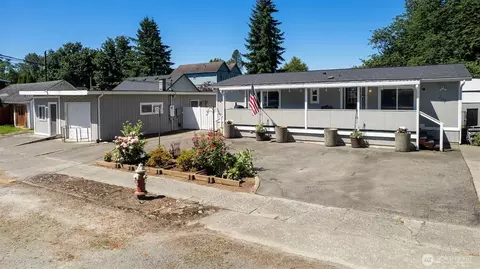 207 6th St, Sultan, WA 98294