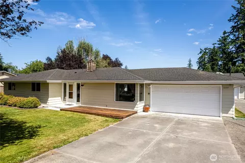 1227 172nd St NE, Marysville, WA 98271