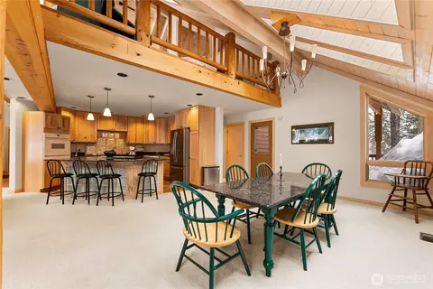 Dining - 18 Liberty Ln, Winthrop, WA 98862 photo 2 of 4