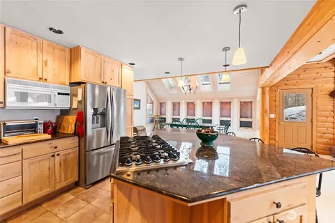 Kitchen - 18 Liberty Ln, Winthrop, WA 98862 photo 1 of 4