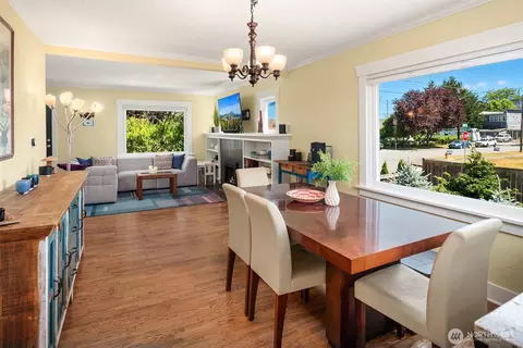 Dining - 2920 16th St, Everett, WA 98201 photo 2 of 3