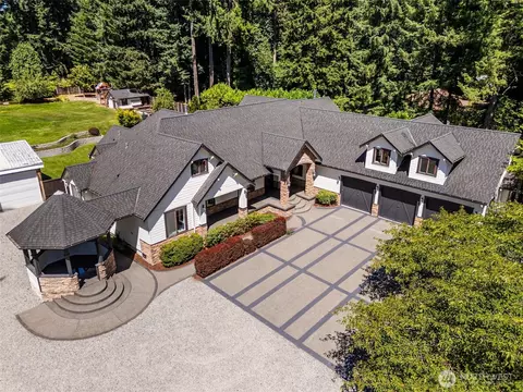 3037 Hoffman Rd, Olympia, WA 98501