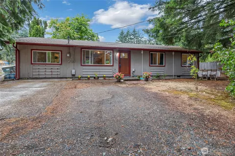18535 Nutmeg St SW, Rochester, WA 98579