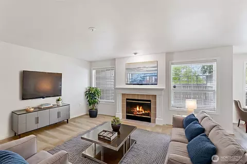 14007 NE 181st St #A-102, Woodinville, WA 98072