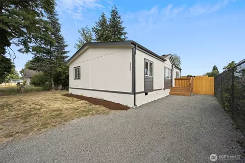1322 Crescent Ave, Centralia, WA 98531