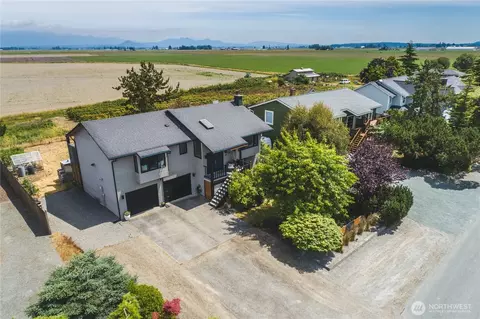 14785 Channel Dr, La Conner, WA 98257