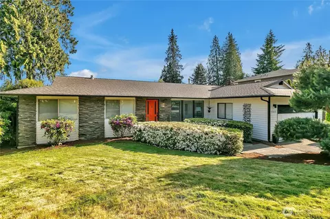 15413 SE 132nd St, Renton, WA 98059