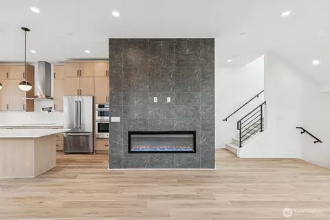 Living - 18805 99th Ct NE #E, Bothell, WA 98011 photo 5 of 5