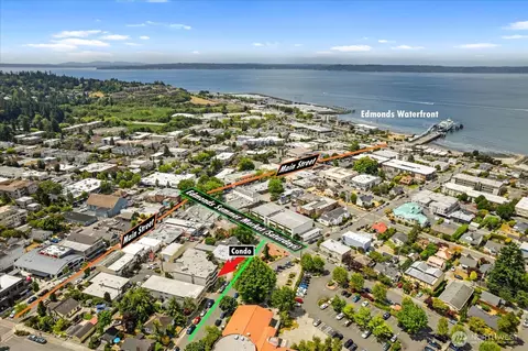 518 Bell St #101, Edmonds, WA 98020