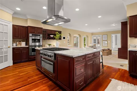 2530 39th Ave E, Seattle, WA 98112 photo 13
