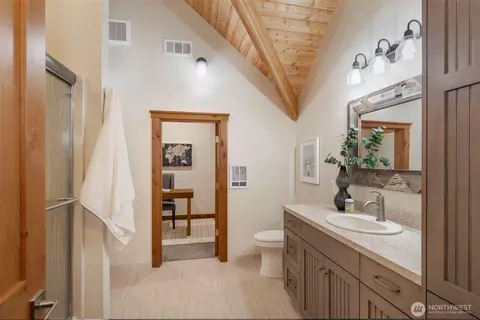 Bath - 14341 E State Rt 106, Belfair, WA 98528 photo 5 of 5