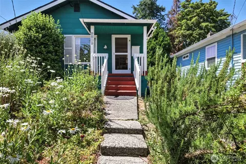 9809 57th Ave S, Seattle, WA 98118