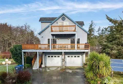 11 Condra Rd, Copalis Beach, WA 98535
