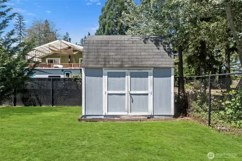 Exterior - 4024 E Rd E Caldwell, Edgewood, WA 98372 photo 3 of 7
