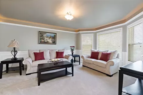 Living - 4024 E Rd E Caldwell, Edgewood, WA 98372 photo 1 of 3