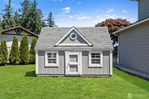 Exterior - 4024 E Rd E Caldwell, Edgewood, WA 98372 photo 4 of 7