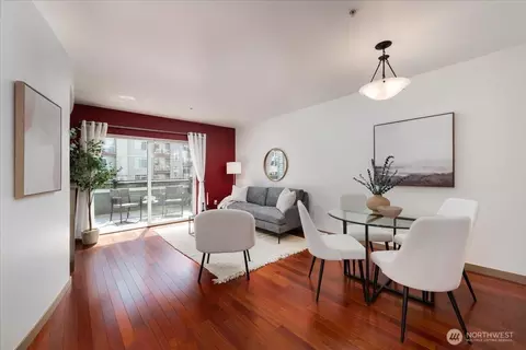 5615 24th Ave NW #32, Seattle, WA 98107