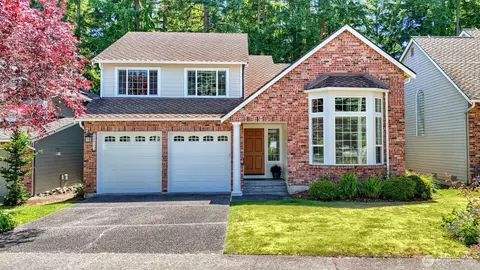 24823 SE 38th St, Issaquah, WA 98029