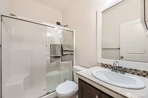 Bath - 3600 198th St SE, Bothell, WA 98012 photo 1 of 5