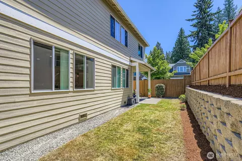 Exterior - 3600 198th St SE, Bothell, WA 98012 photo 3 of 8