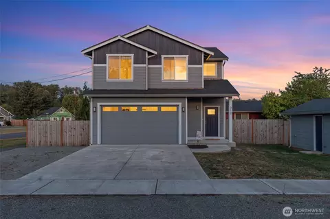 Exterior - 310 Olive St SE, Orting, WA 98360 photo 5 of 5