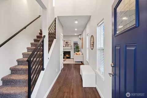 Entry Way - 310 Olive St SE, Orting, WA 98360 photo 2 of 2