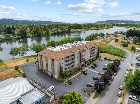 1548 River Rd #102, Longview, WA 98632