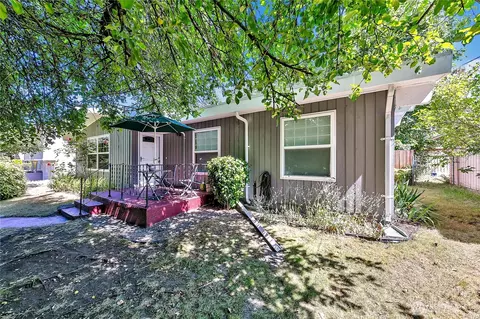 3738 S 189th Pl, Seatac, WA 98188