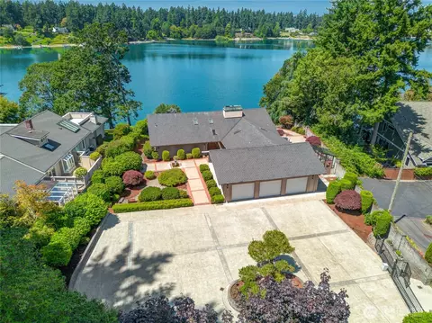 6638 Hilltop Ln, Lakewood, WA 98499