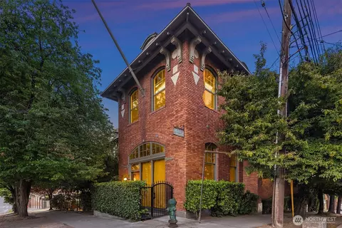 1406 Harvard Ave #8, Seattle, WA 98122