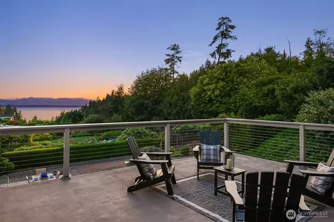 6403 146th St SW, Edmonds, WA 98026