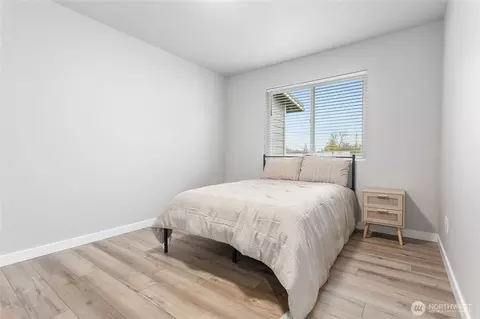 Bedroom - 310 Everson Rd #F, Everson, WA 98247 photo 6 of 8