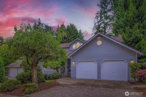 14111 NE 63rd Ct, Redmond, WA 98052