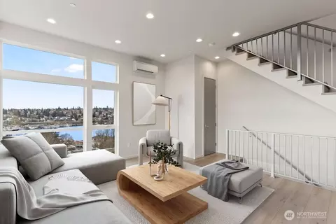 2921 Franklin Ave E #B, Seattle, WA 98102