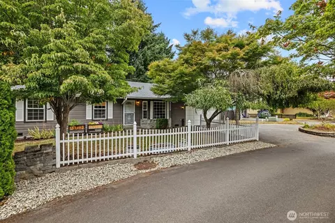 6209 72nd St NE, Marysville, WA 98270