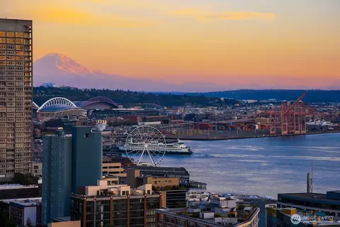 2600 2nd Ave #2501, Seattle, WA 98121