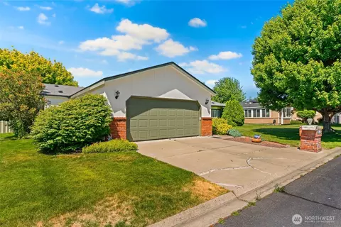 1100 S Rosewood Dr #111, Ellensburg, WA 98926