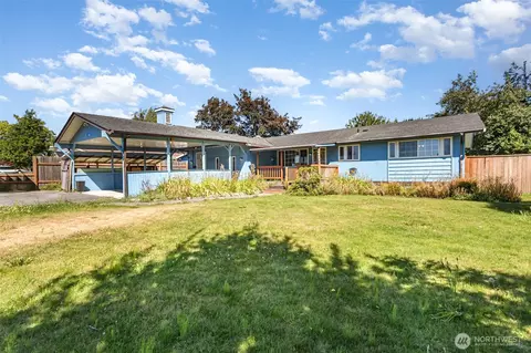 10953 Gardner Rd, Burlington, WA 98233