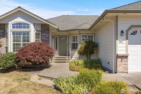 8051 283rd St NW, Stanwood, WA 98292