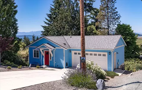 1156 Halsey Ave, Coupeville, WA 98239