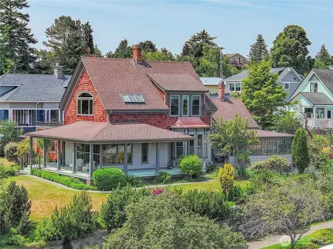 405 Taylor St, Port Townsend, WA 98368