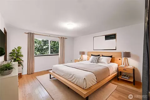 Bedroom - 21313 2nd Dr SE, Bothell, WA 98021 photo 1 of 3