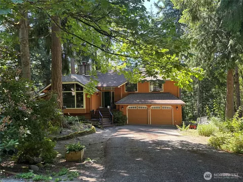 145 Mt Pilchuck Ave SW, Issaquah, WA 98027