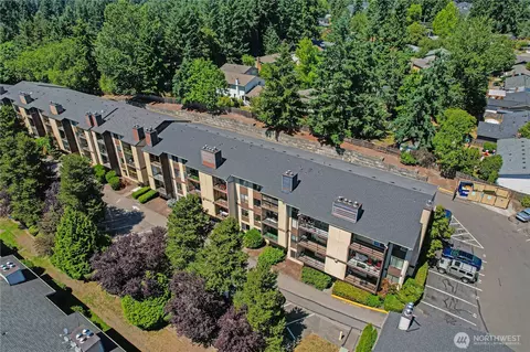 12611 NE 145th Pl #H85, Kirkland, WA 98034