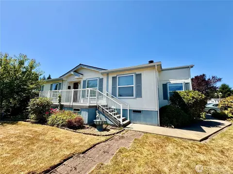 5711 100th St NE #2, Marysville, WA 98270