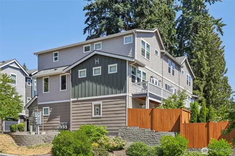 18901 12th Pl W #H2, Lynnwood, WA 98036